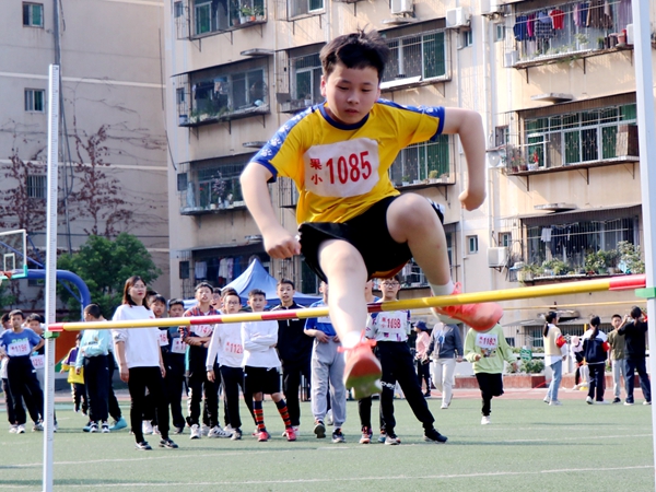 校园传真汉滨区果园小学教育集团首届秋季田径运动会圆满落幕